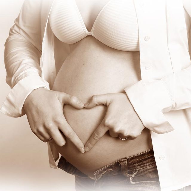 Babybauch Herz